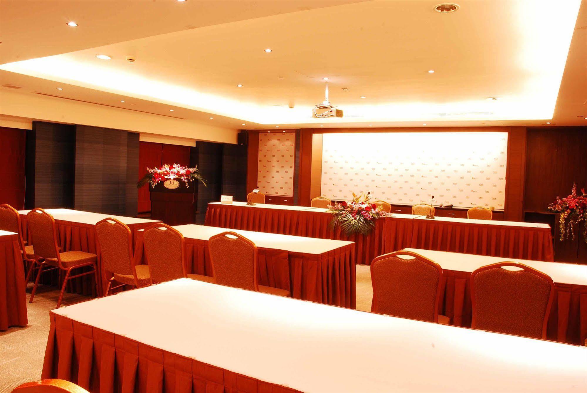 Shanghai Forte Hotel Dış mekan fotoğraf